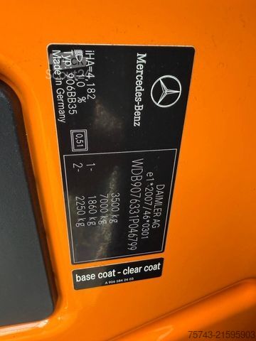 Livestock transporter MERCEDES-BENZ 316  Sprinter  3.500KG  Kofferaufbau