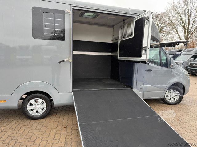 Livestock transporter MERCEDES-BENZ STX Sprinter  GG 4,100KG  Haras Hengste