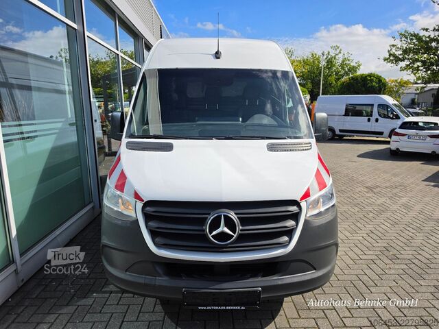 Furgon z wysokim dachem MERCEDES-BENZ Sprinter 316 CDI Kasten M-H / AC/CAM/NAVI/Regale