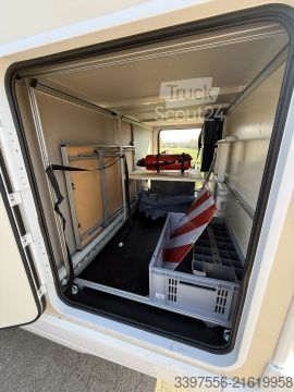 Alcove camper Ahorn Camp Canada AE