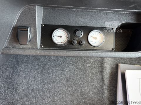 Alcove camper Ahorn Camp Canada AE