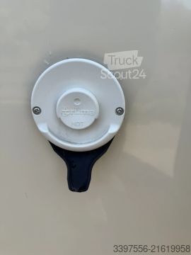 Alcove camper Ahorn Camp Canada AE