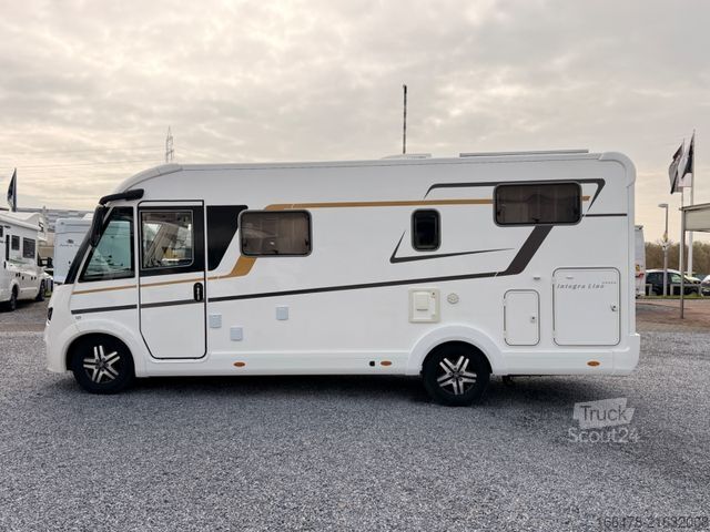 Integrated camper EURAMOBIL Integra Line I 655 EB *Einzelbetten-Hubbett*