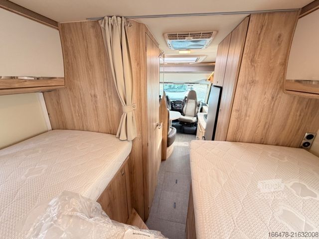 Integrated camper EURAMOBIL Integra Line I 655 EB *Einzelbetten-Hubbett*