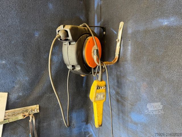 Takelwagen MAN TGL 8.220 *Abschlepper*Geschlossen*Aufgelastet*