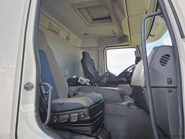 Veicolo per la raccolta dei rifiuti VOLVO FE 250.18