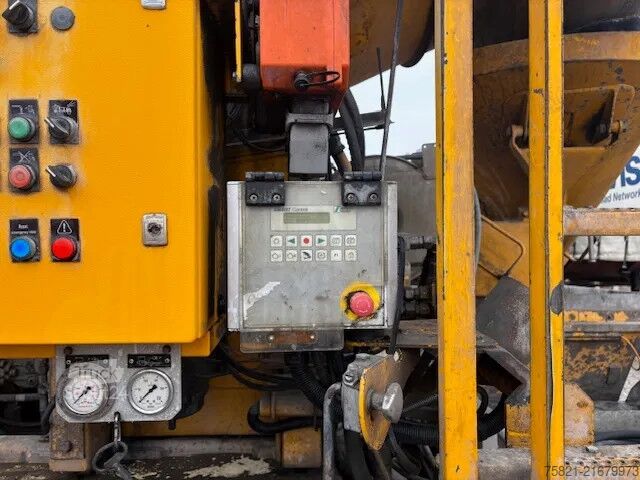 Concrete pump MAN TGS 35.440 Betonmixer met geïntegreerde Schwing...