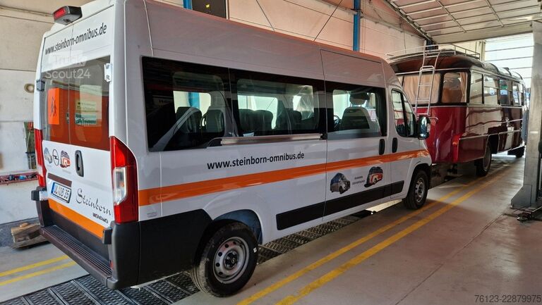 Microbuz Opel Movano Mobility Airline Boden Rolli