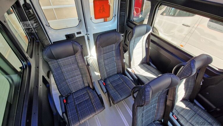 Microbuz Opel Movano Mobility Airline Boden Rolli
