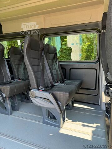 Microbuz Opel Movano Mobility Airline Boden Rolli