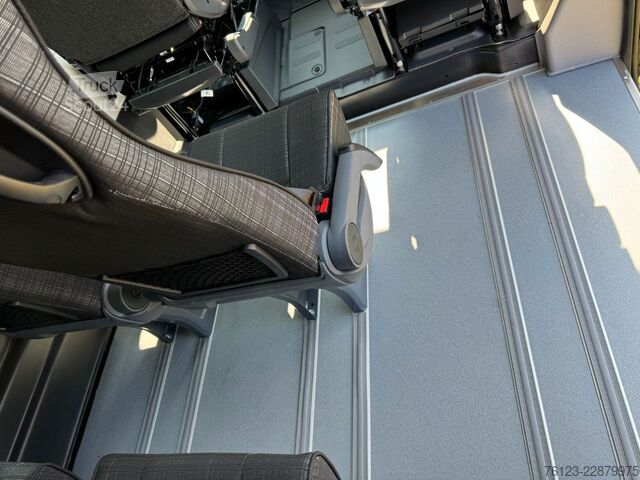 Microbuz Opel Movano Mobility Airline Boden Rolli