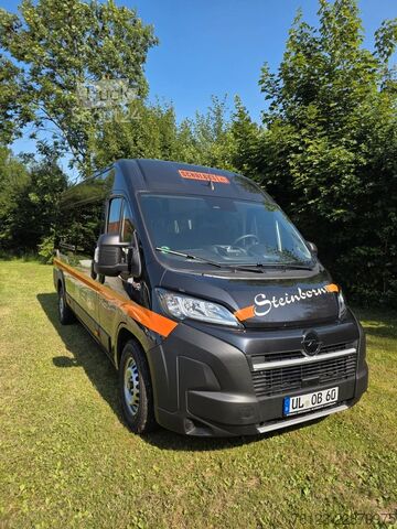Microbuz Opel Movano Mobility Airline Boden Rolli