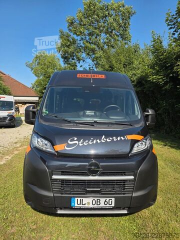 Microbuz Opel Movano Mobility Airline Boden Rolli