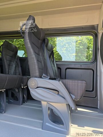 Microbuz Opel Movano Mobility Airline Boden Rolli