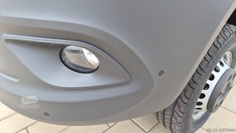 Kombi z visokim stropom MERCEDES-BENZ Sprinter III Kasten  519 CDI RWD 4x 4 Allrad