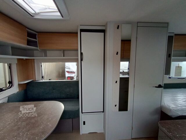 Caravane de tourisme Burstner B66 490 TL