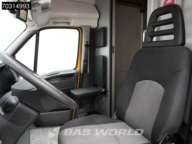 Koffer Iveco Daily 35S11 Automaat Luchtvering Zijdeur Bakwag...