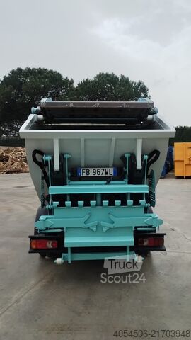 çöp kamyonu Nissan Cabstar
