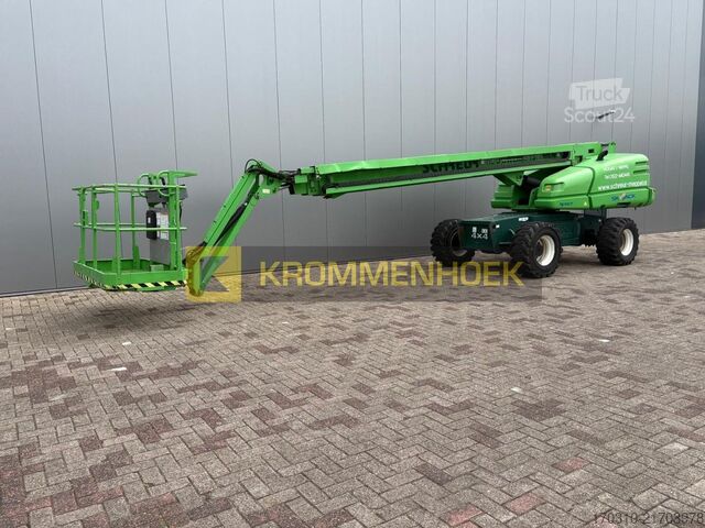 Plataforma telescópica Sky Jack SJ 66 T