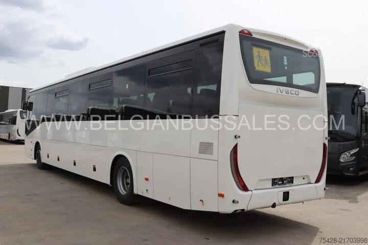 Intercitybus Iveco Crossway 13m Pop / Double middle door / prép li...