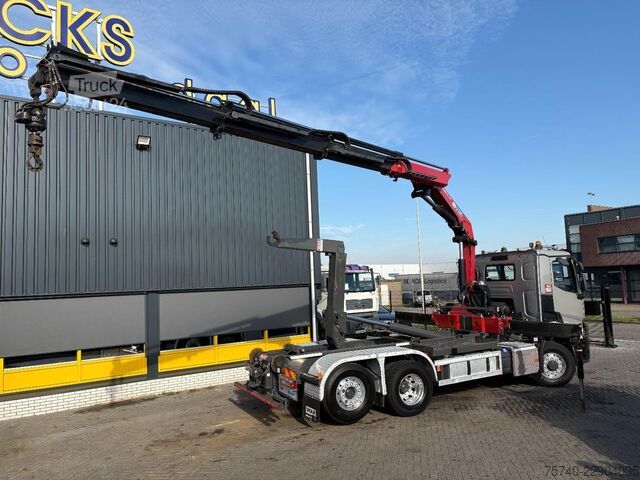 Kranwagen Renault C440 + HMF 2320 K3-- 3X EXT. + REMOTE + HAAKARM...