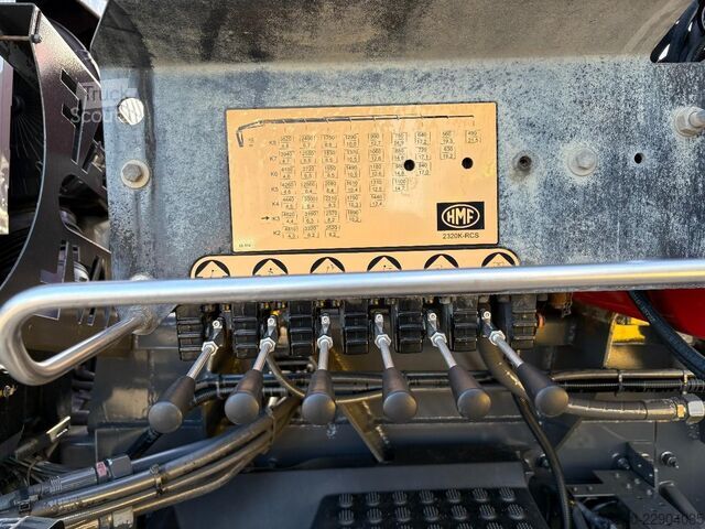 Kranwagen Renault C440 + HMF 2320 K3-- 3X EXT. + REMOTE + HAAKARM...
