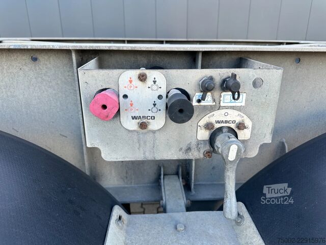 Van Hool 3B2013 20FT ADR CHASSIS / galvanized / MB DISC ...