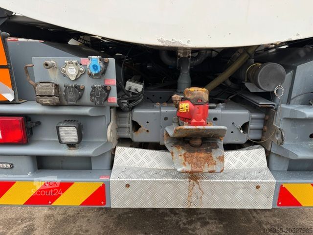 Tankbil VOLVO FM 440 8x2*6 24.000 l. ADR Tanktruck