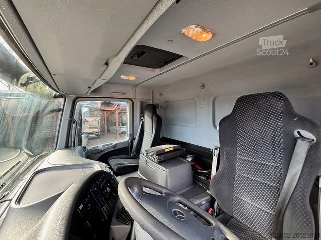 Standard tractor unit MERCEDES-BENZ Actros1841 MP3*KranPalfingerPK22002-EH*FUNK*182h