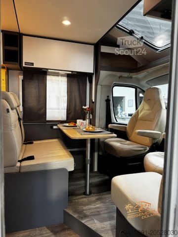 Autorulotă semi-integrată LMC Tourer Lift H 660 G 70 Jahre Allwetterreifen