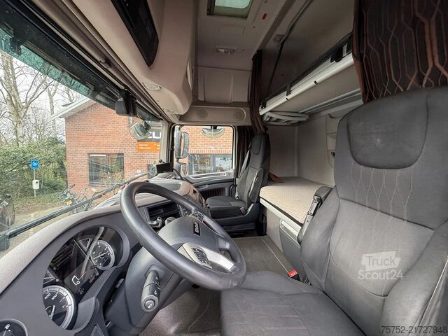 Standard-SZM DAF XF 480 SSC Super Space 2x tank LED PTO-Prep 337...