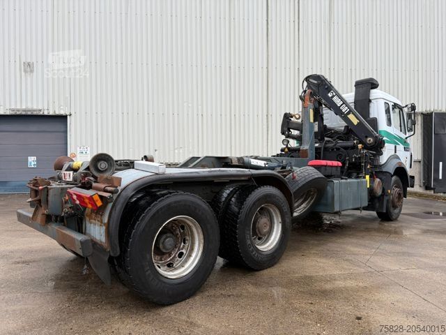 Camion benne à bras amovible MERCEDES-BENZ SK 2544 / V8 /  RETARDER / Kran Hiab 081 AW
