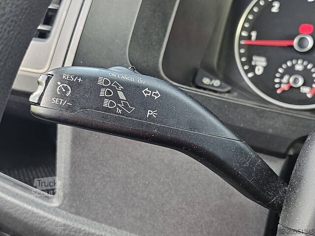 Carrinha de tejadilho alto VOLKSWAGEN TRANSPORTER 2.0 TDI L2H1 Navi Airco!