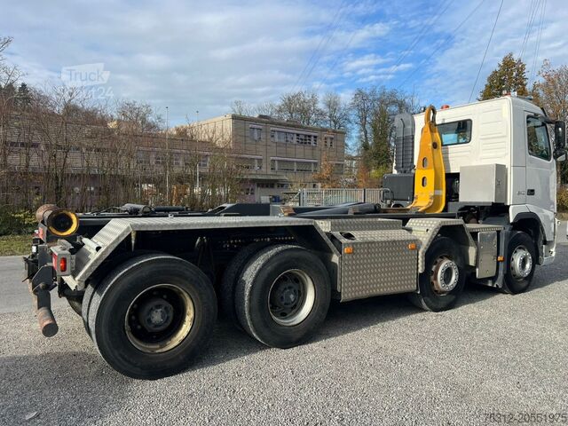 Ruloninė konteinerinė savivartis Volvo FH540  8x4 E5 AHK Retarder Blatt Blatt