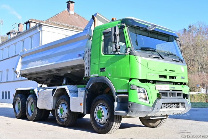 Pašizgāzējs kravas automašīna Volvo FMX460 8x4 E6 AHK Blatt Blatt