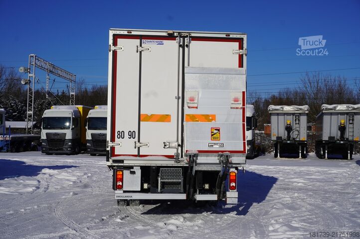 Kaksoislämpötila-kylmälaite Renault D210 12T / Bitemperature Refrigerator