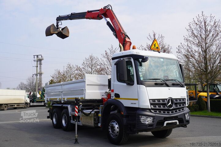 Trojstranný sklápač Mercedes-Benz Arocs 2636 / 6x4 / HDS Fassi / 3-Way Tip