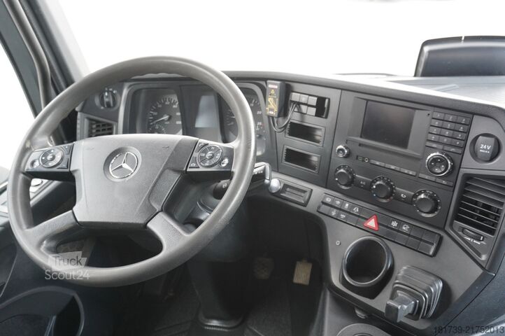 Trojstranný sklápač Mercedes-Benz Arocs 2636 / 6x4 / HDS Fassi / 3-Way Tip