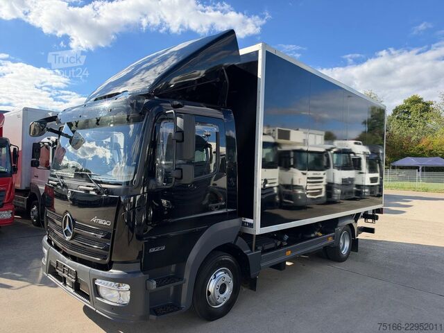 Рефрижераторний фургон MERCEDES-BENZ ATEGO 823 / 923 L Kühlkoffer 5 m LBW 1,5 to.*TK