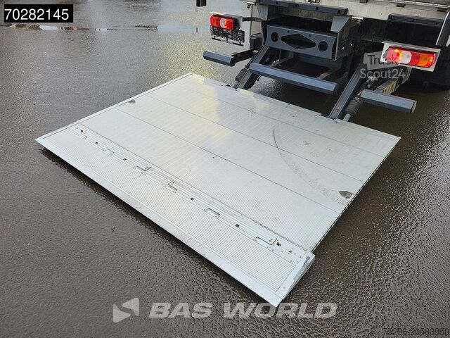 Hűtött/fagyasztott szállítás Mercedes Atego 1524 Atego 4X2 15tonner Thermo king T-120...