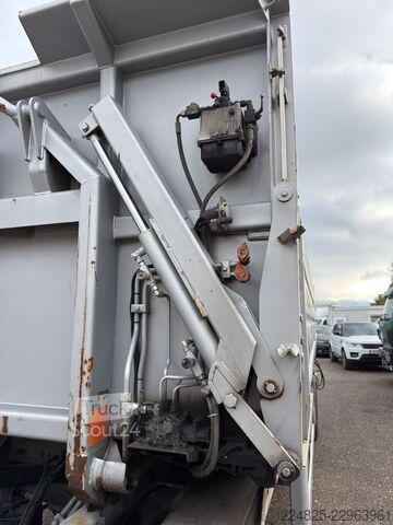 Prikolica sa kiper sistemom (roll-off prikolica)  GFÖLLNER CONTAINER KIPPER + MEILLER HARDOX MULDE