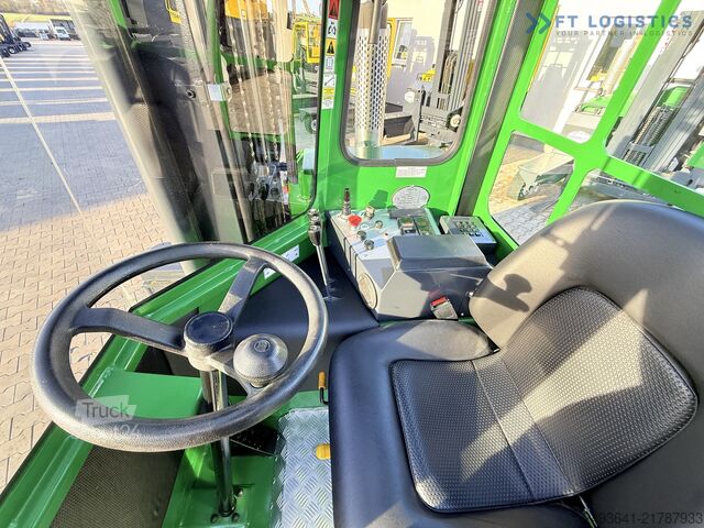 Négyirányú targoncát Combilift C4000 GAS TRIPLEX 6900 FREE-LIFT CABIN