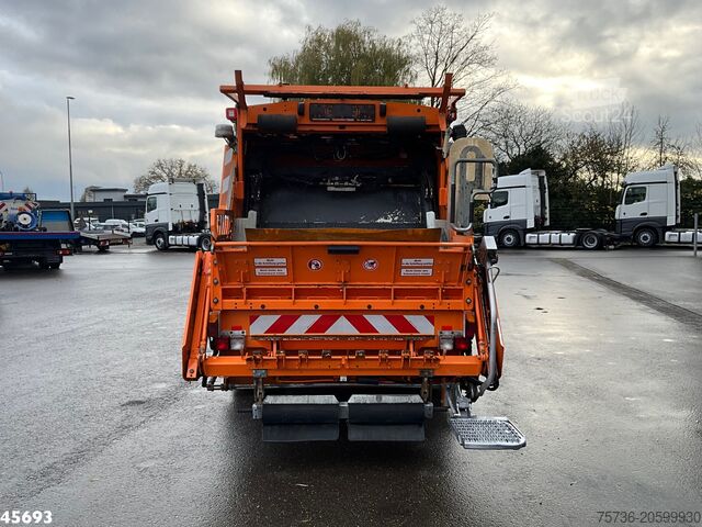 Vozilo za prikupljanje otpada Fuso Canter 9C18 Euro 6 Zoeller 7m³ Just 176.158 km!