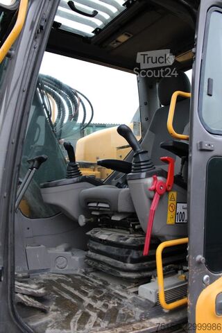 Excavadora de cadenas VOLVO ECR145DL - Compact - Nr.: 394