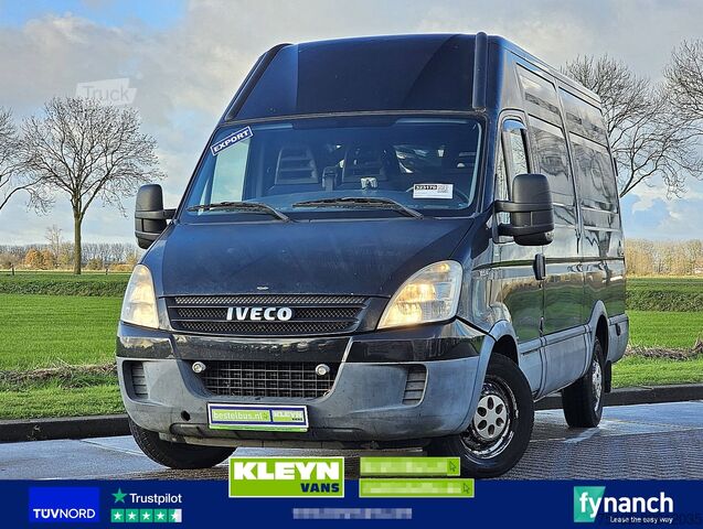 Aukšto stogo universalas IVECO DAILY