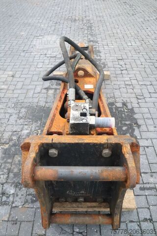 Kross Promove XP2400 | S70 | 24 TO 35 TON | HYDRAULIC BREAKER
