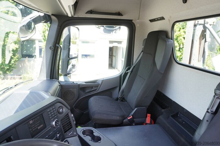 Trojstranný sklápěč Mercedes-Benz Arocs 2636 / 6x4 / HDS Fassi / 3-Way Tip