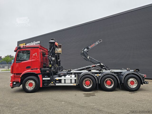 Koukkuvarsijärjestelmä Mercedes-Benz AROCS 3645 8x4 / HIAB Z KRAAN + HAAKARM