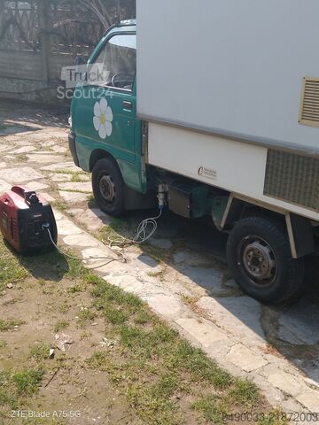 Furgon za street food Piaggio Porter