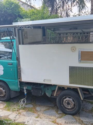 Furgon za street food Piaggio Porter